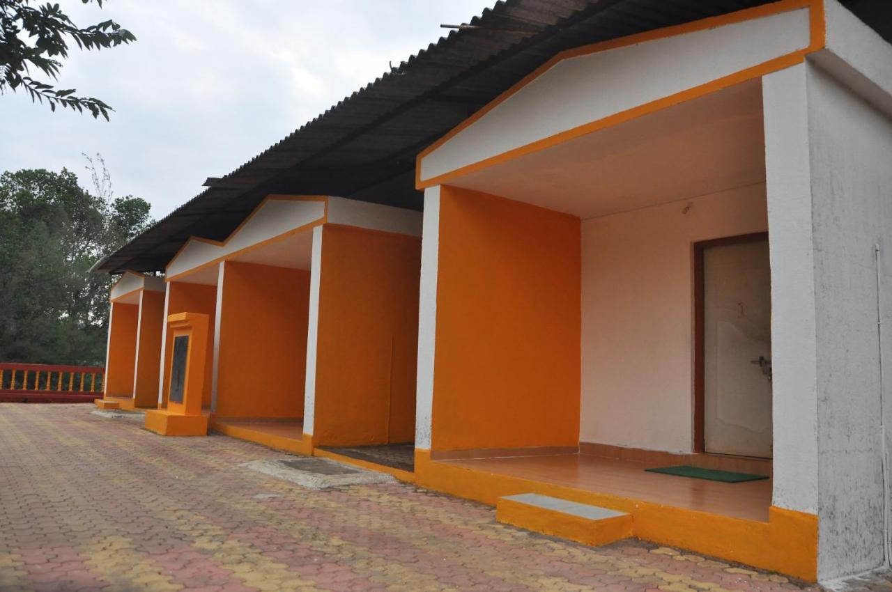 Koyna Lake Resort Koynanagar Екстериор снимка