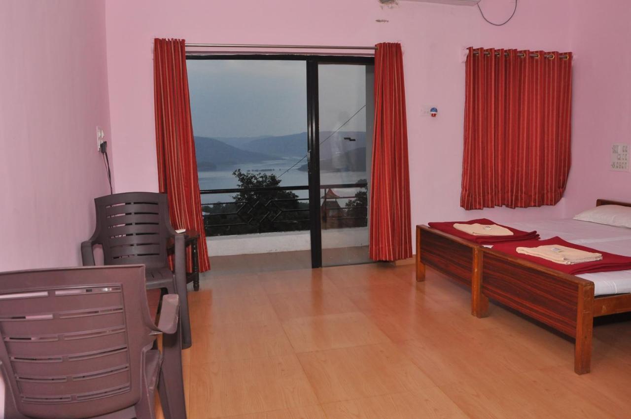 Koyna Lake Resort Koynanagar Екстериор снимка